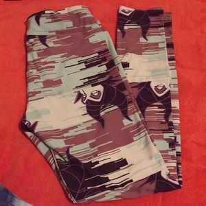 Lulularoe Disney Villains Leggings